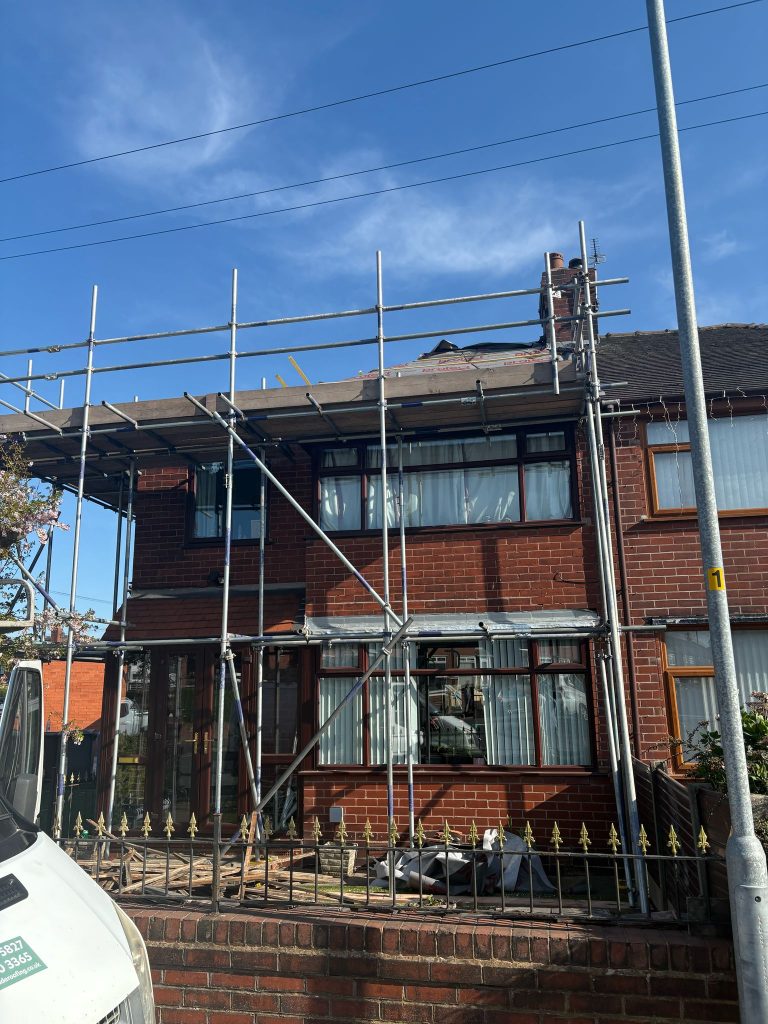 How to Choose a Reliable Roofer in Chiswick